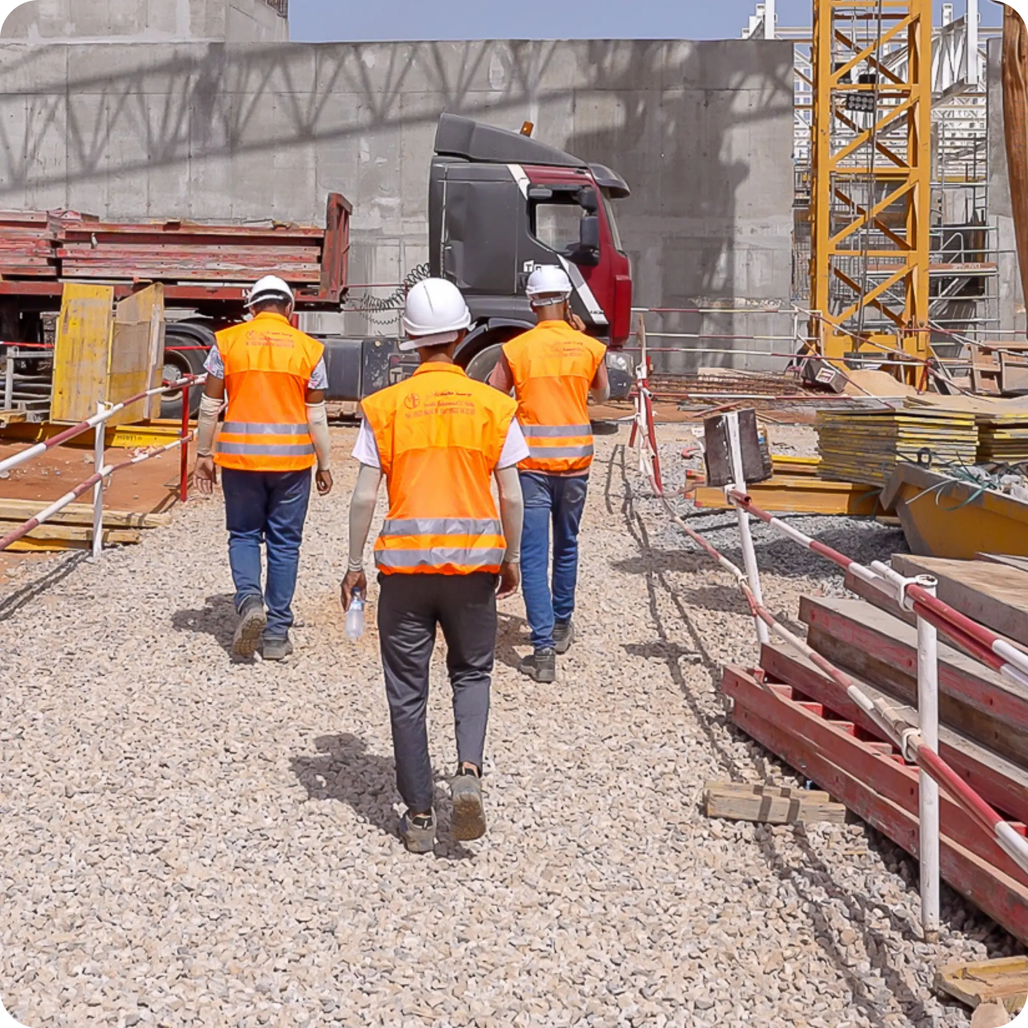 Ets. Med El Harti — équipe sur chantier